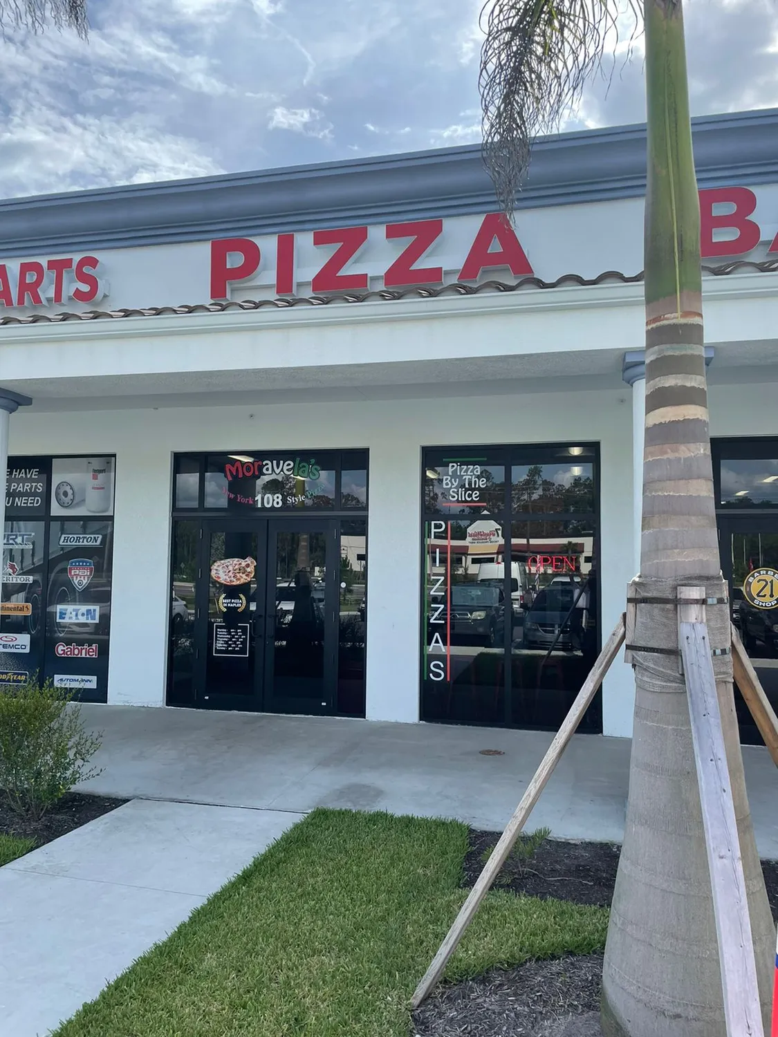 Moravela’s Pizza storefront at Everglades Square in Golden Gate Estates